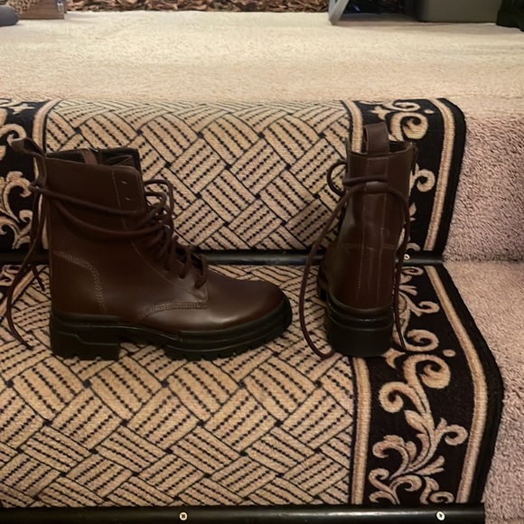 Steve Madden Jamisyn combat boot - Picture 2 of 4